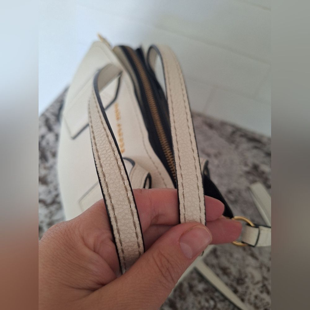 Marc Jacobs White leather tote crossbody bag - Picture 7 of 12